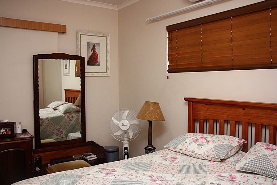 1 Bedroom Property for Sale in Langenhovenpark Free State